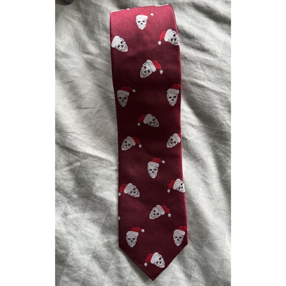 Eton Neck Tie Red Skull Santa Christmas 100% Silk Made In England Designer - Picture 1 of 4